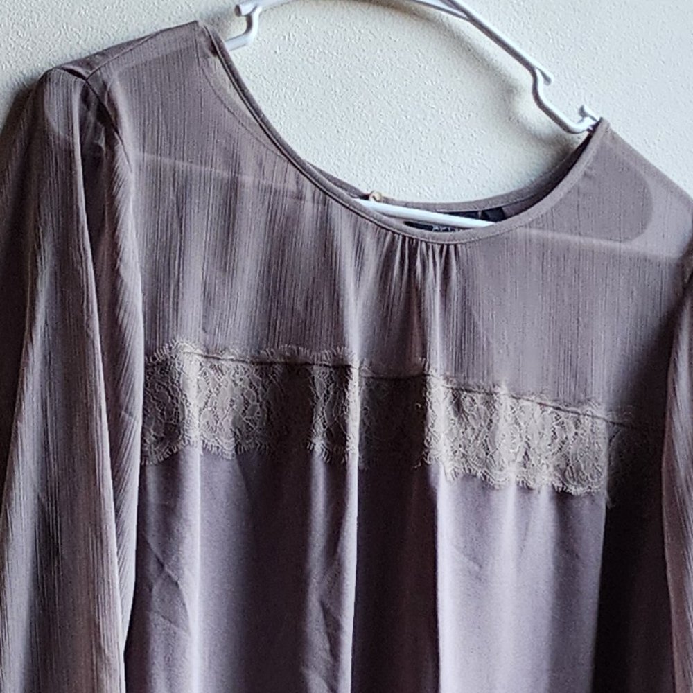 Apt. 9 Taupe Semi-Sheer Blouse Size Large - image 2